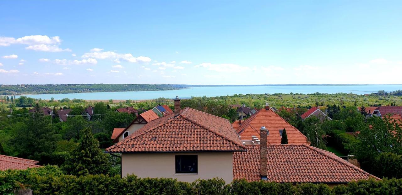Aranyeso Apartmanhazak No.1 Balatonalmádi Exterior foto